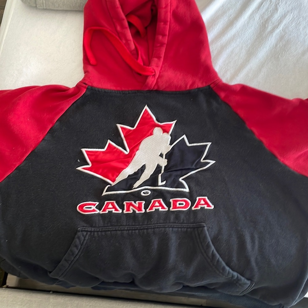 Canada team sweater